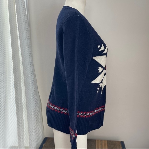 Cambridge Dry Goods Navy Snowflake Sweater L - Picture 5 of 9